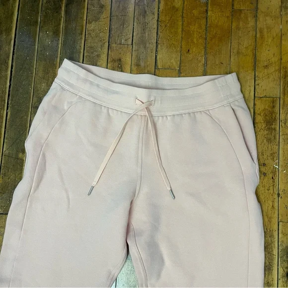 Lululemon Scuba Sweatpants- Size 12 - Picture 3 of 8